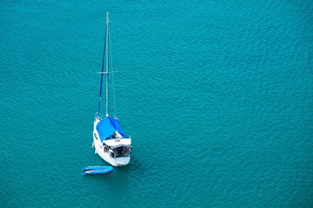 distance from florida to cuba by boat